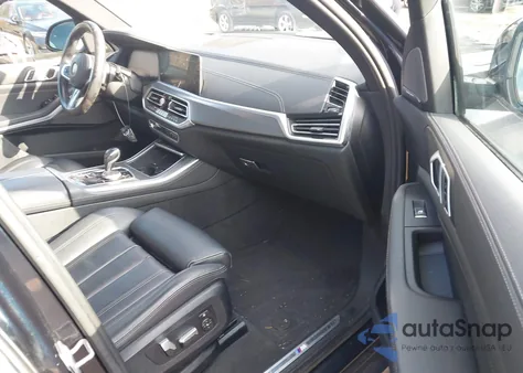 2021 BMW X5 xDrive40I z USA, uszkodzony, nr VIN 5UXCR6C06M9H00819